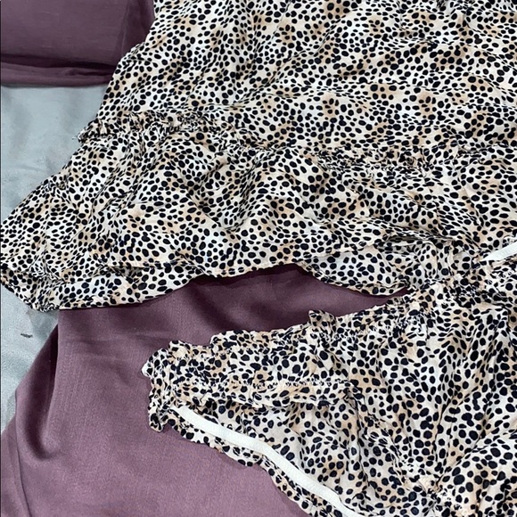 Victoria’s Secret 2pc Lingerie Leopard Print Set - Picture 3 of 8